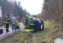 Verkehrsunfall mit eingeklemmter Person auf der B132             