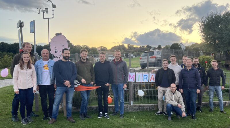 Herzlich Willkommen Mira!